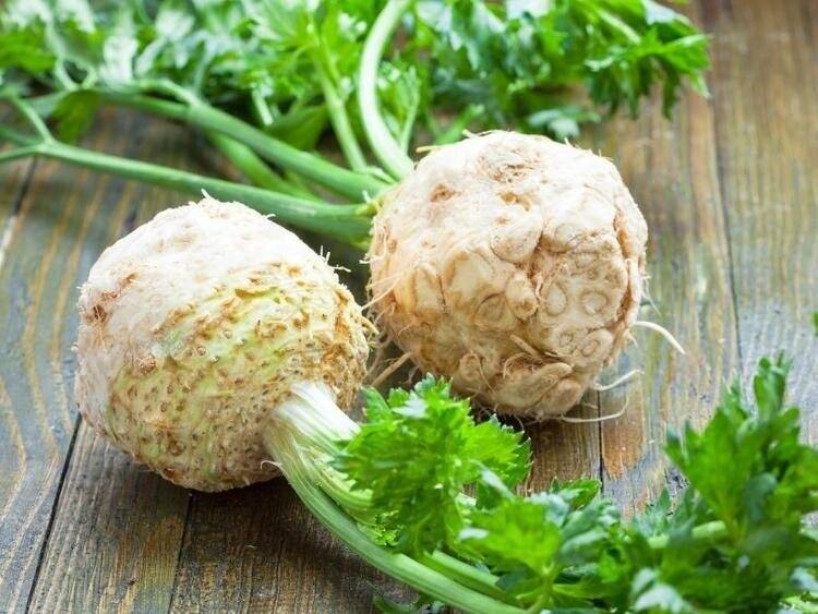 Epicerie locale proposant du céleri boule de Normandie