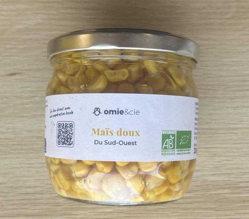 Epicerie locale proposant des produits bio 