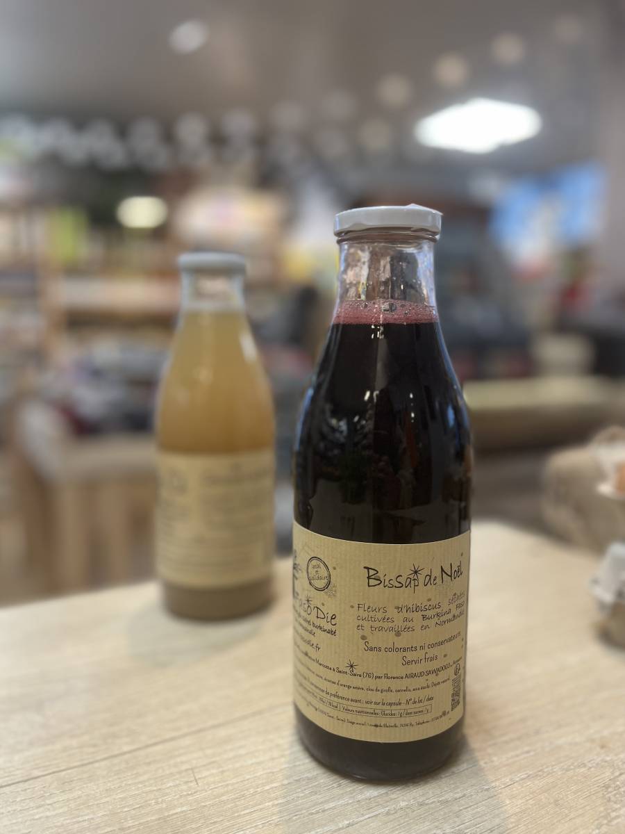 Epicerie locale proposant des jus éthiques artisanaux 