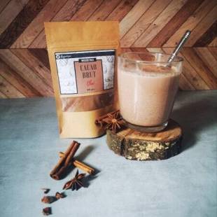 Epicerie locale proposant du caco brut Chaï